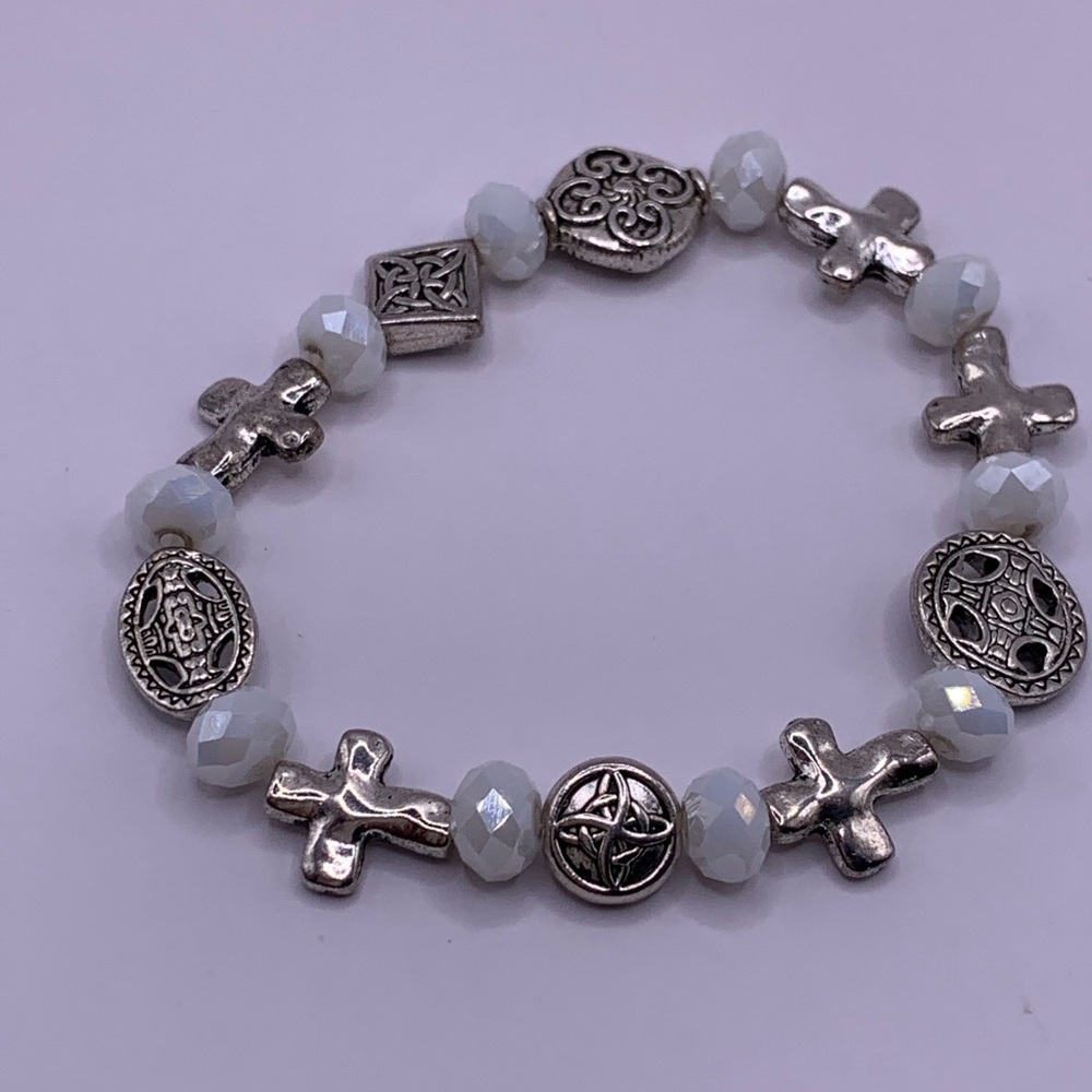 Celtic cross stretchy bracelet NWT